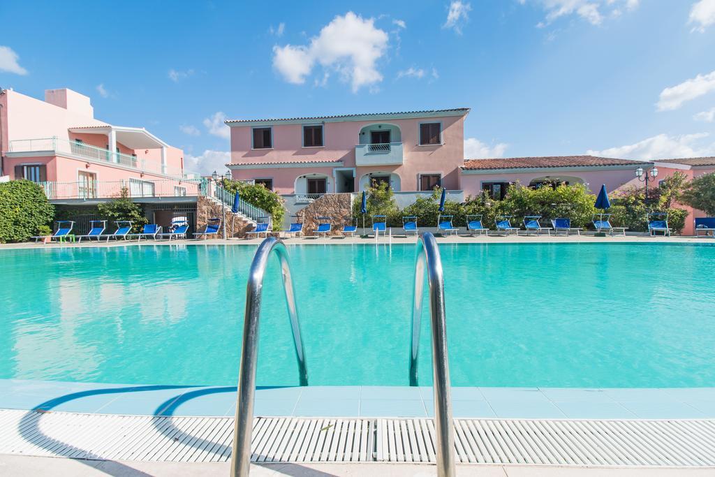 Albergo Residenziale Gli Ontani Cala Liberotto Esterno foto