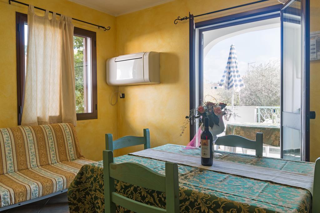 Albergo Residenziale Gli Ontani Cala Liberotto Esterno foto