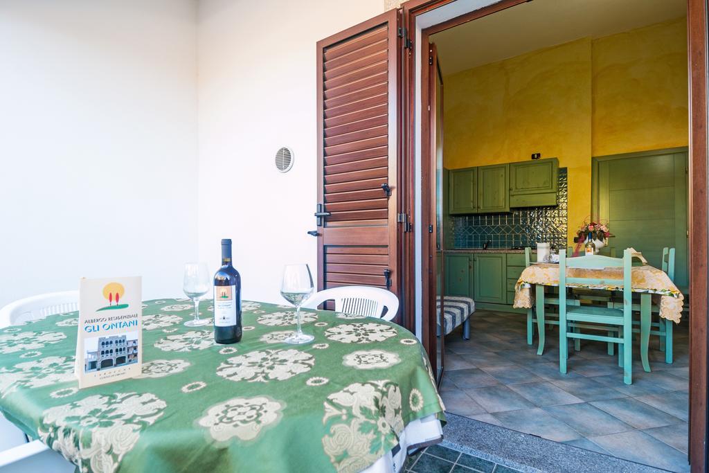 Albergo Residenziale Gli Ontani Cala Liberotto Esterno foto