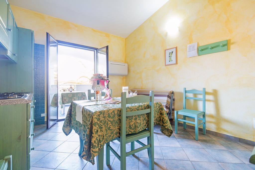 Albergo Residenziale Gli Ontani Cala Liberotto Esterno foto