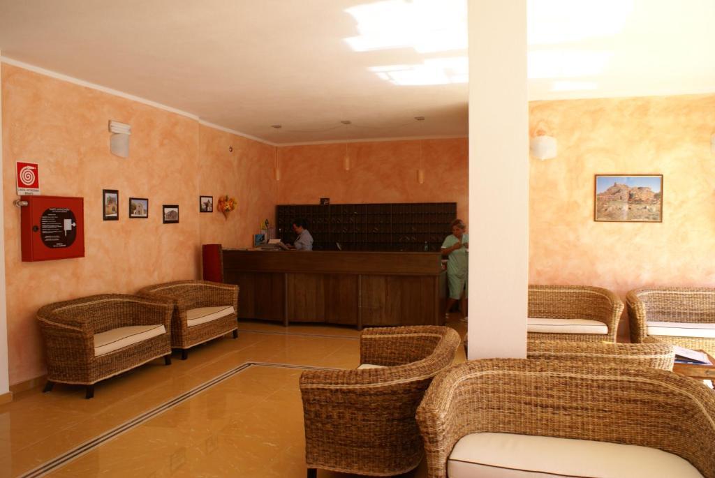Albergo Residenziale Gli Ontani Cala Liberotto Esterno foto