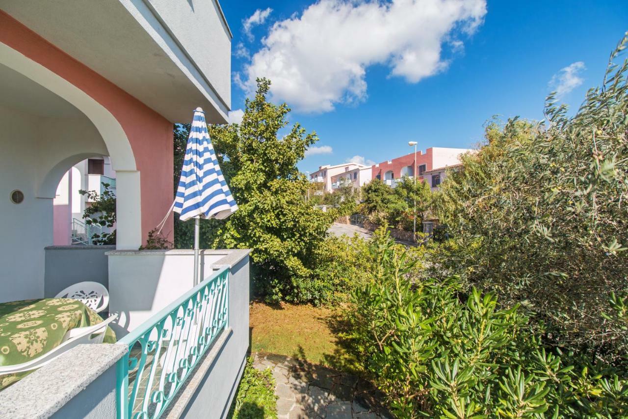 Albergo Residenziale Gli Ontani Cala Liberotto Esterno foto